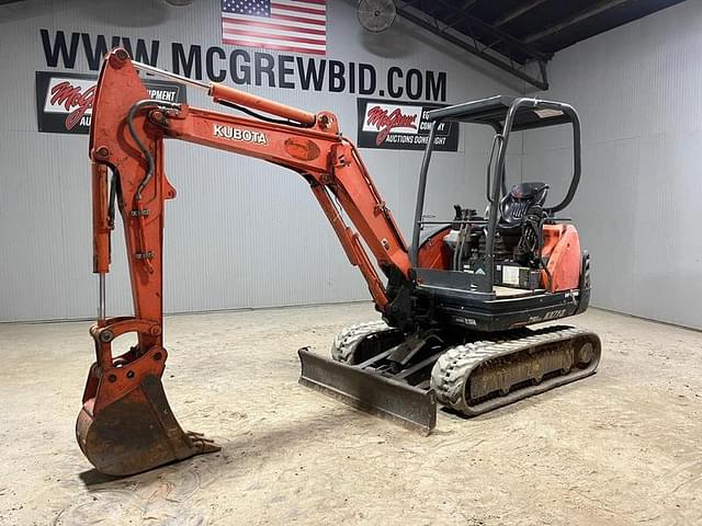 Image of Kubota KX71-3 equipment image 1