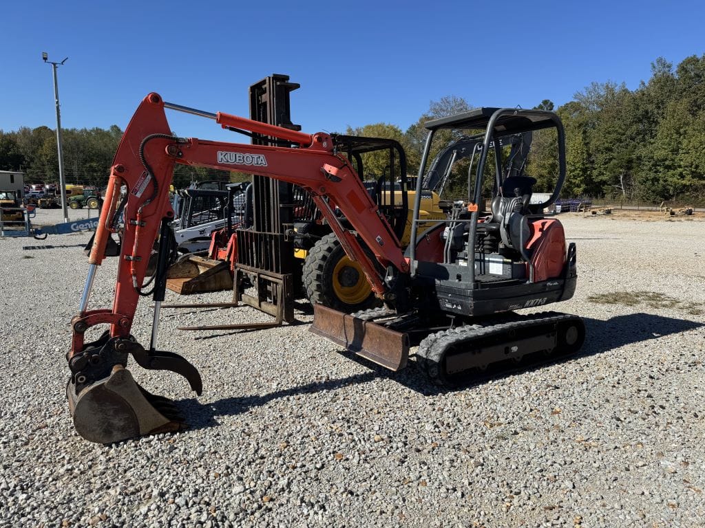 Kubota KX71-3S Equipment Image0