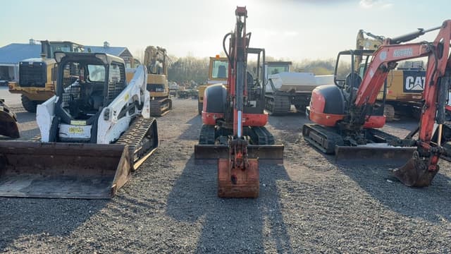 Image of Kubota KX040-4 equipment image 1