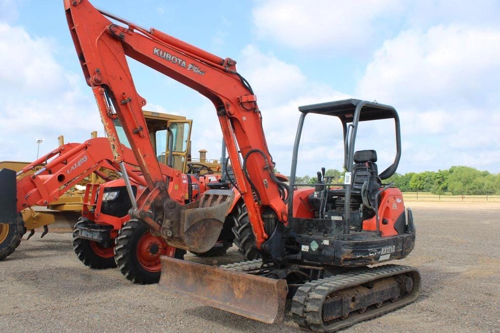 Kubota KX121-3SS Equipment Image0