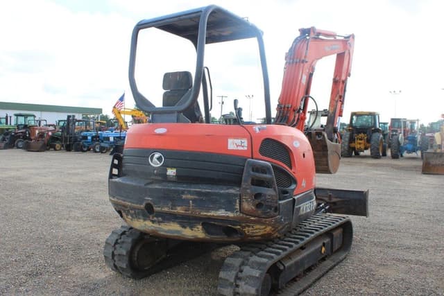 Image of Kubota KX121-3SS equipment image 2