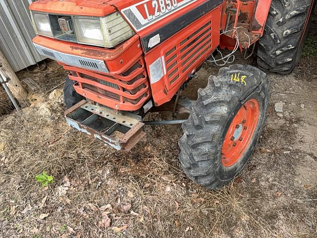 Image of Kubota L2850 equipment image 2