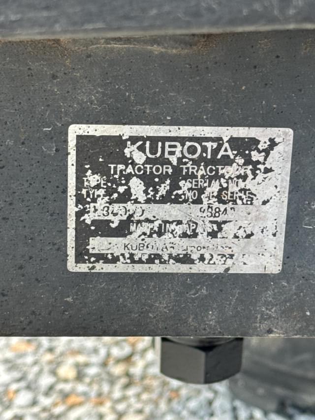Image of Kubota L3400 equipment image 3