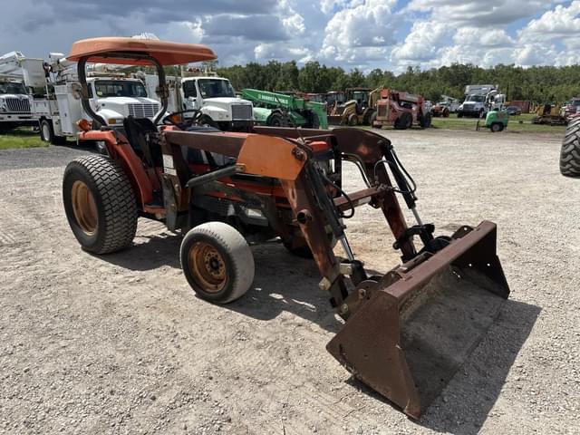 Image of Kubota L4310 equipment image 4