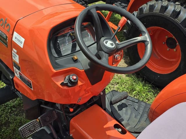 Image of Kubota L2501 equipment image 2