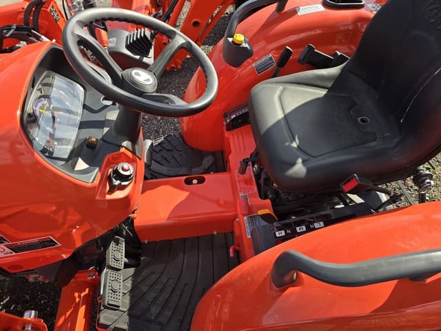 Image of Kubota L2501 equipment image 2