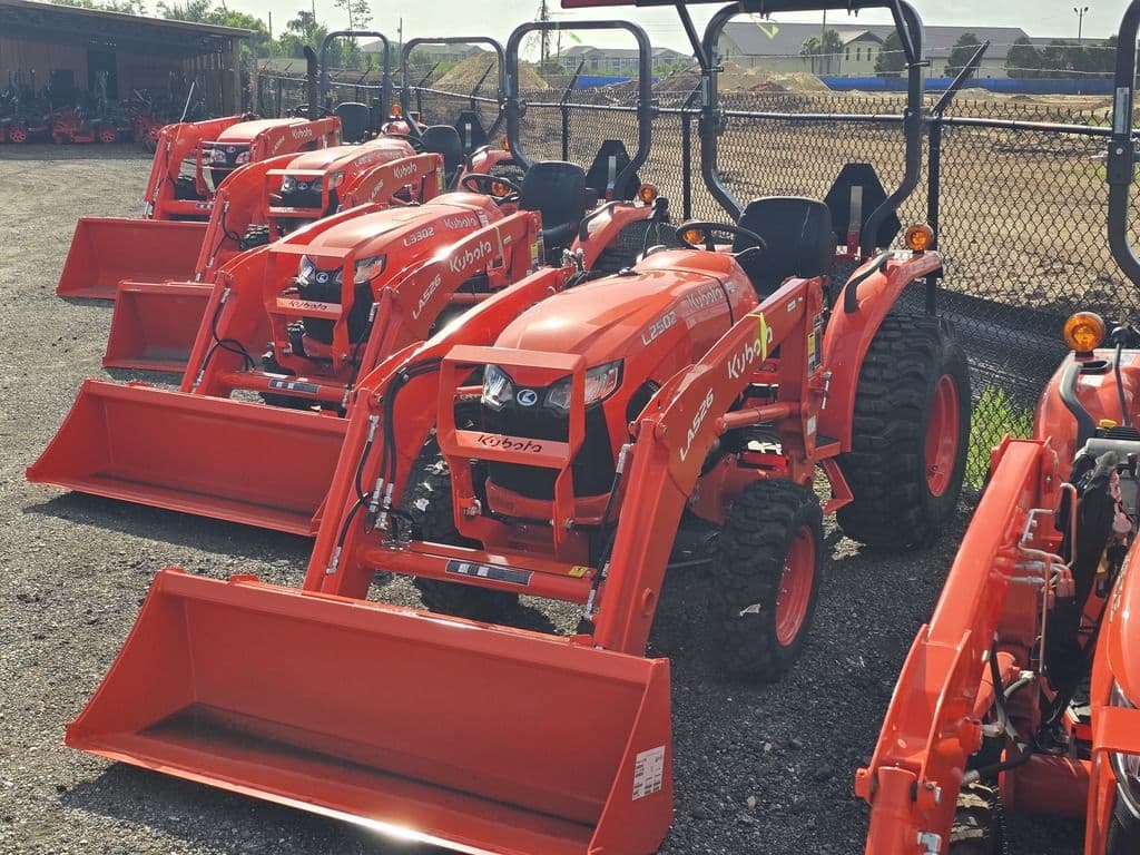 Image of Kubota L2501 Primary image