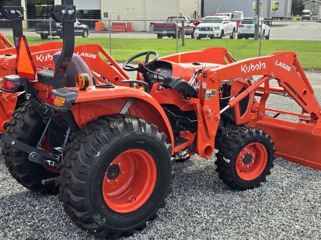 Image of Kubota L2501 equipment image 2