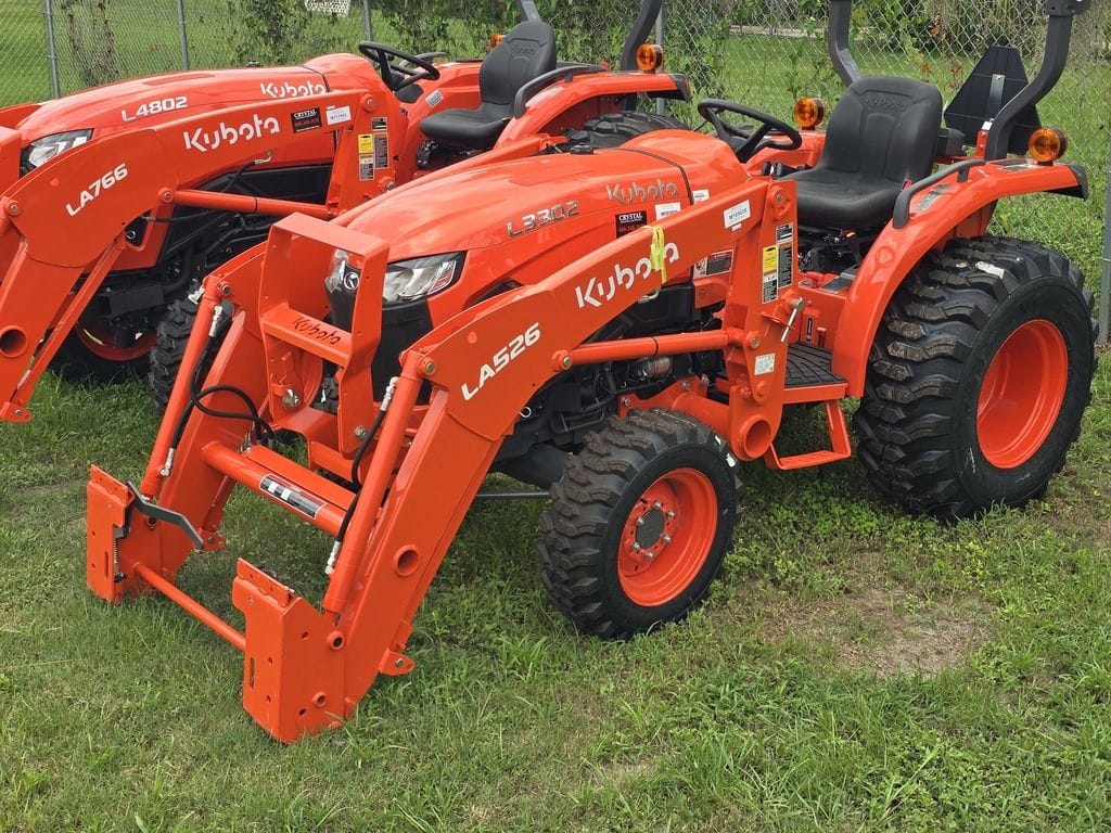 2026 Kubota L3302 Equipment Image0