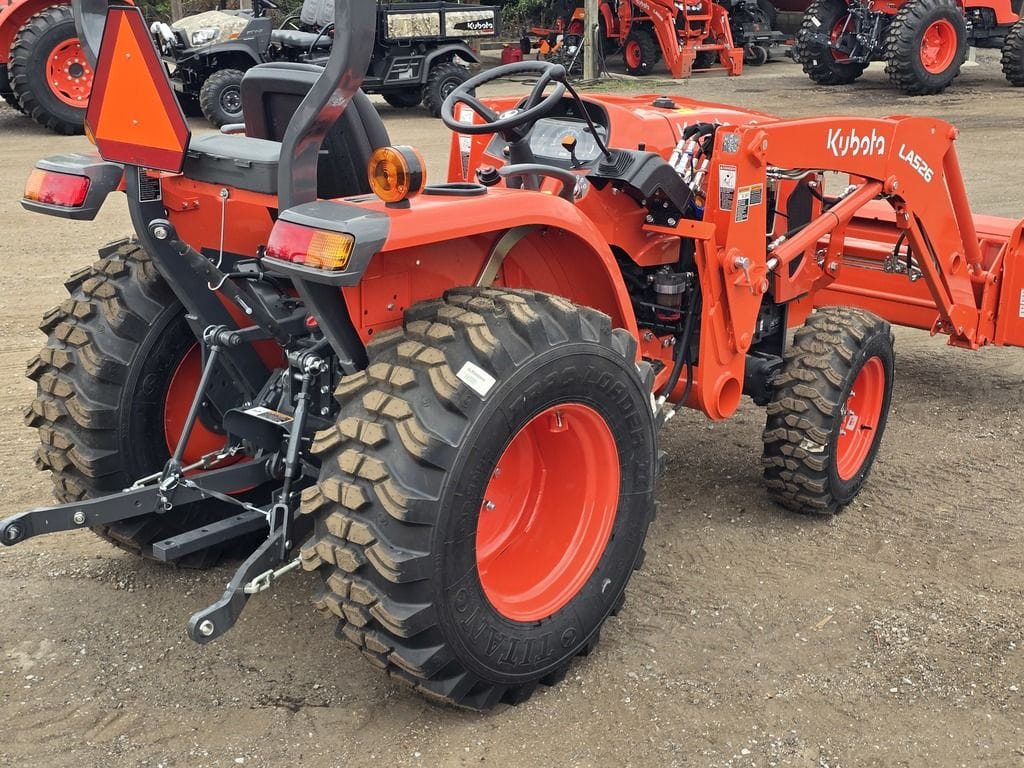 2026 Kubota L3302 Equipment Image0