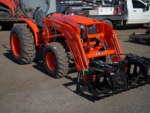 Image of Kubota L4802 equipment image 1