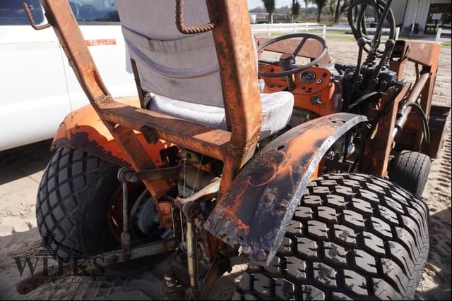 Image of Kubota L185 equipment image 4