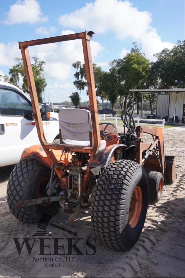 Image of Kubota L185 equipment image 1