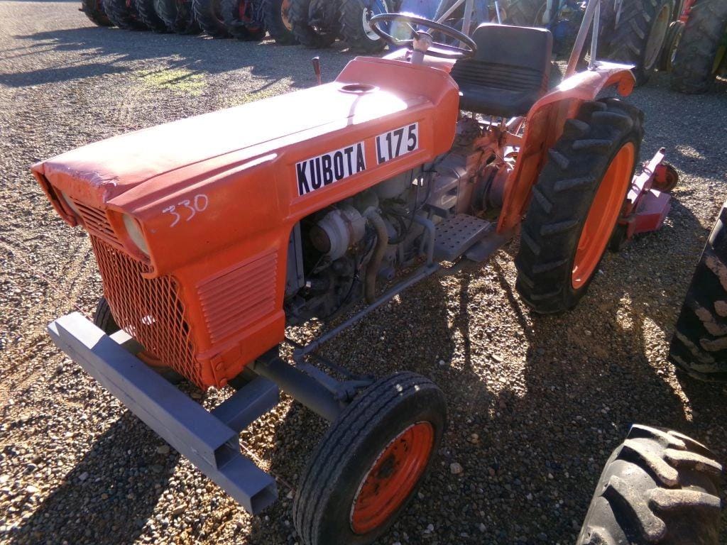 Main image Kubota L175