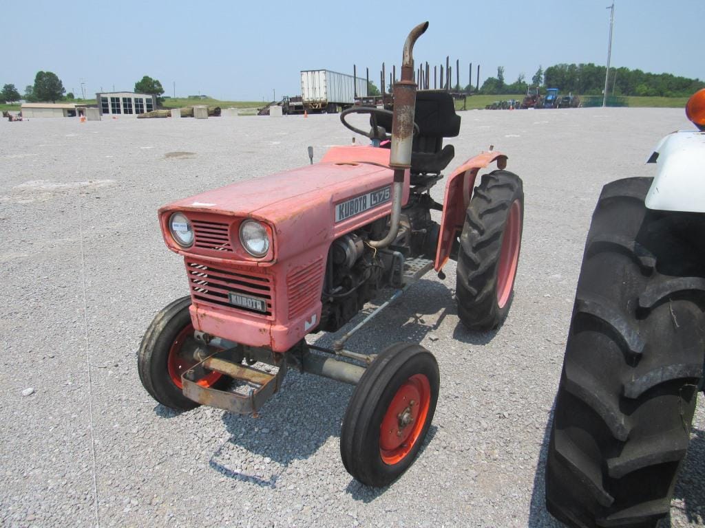 Main image Kubota L175
