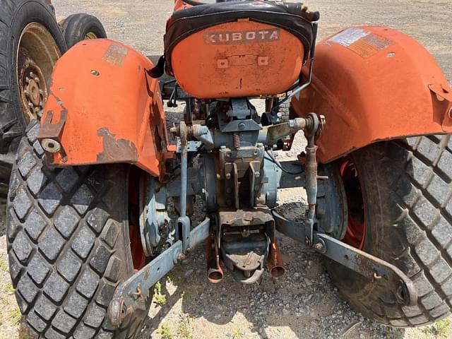 Image of Kubota L185 equipment image 4
