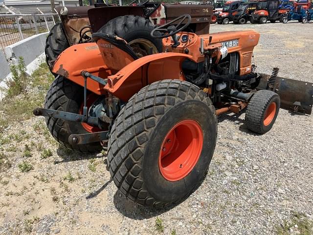 Image of Kubota L185 equipment image 2