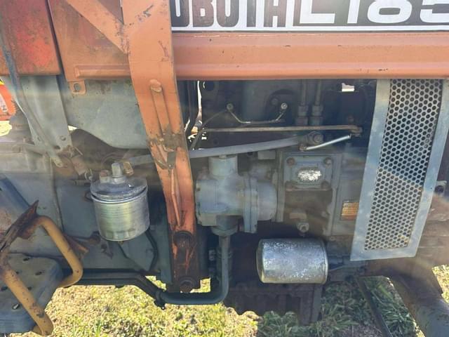 Image of Kubota L185 equipment image 4