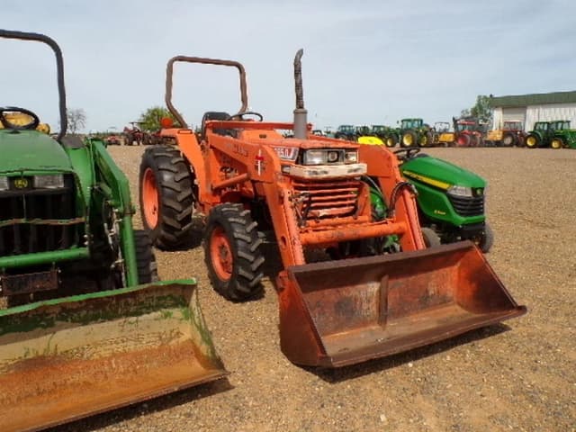 Image of Kubota L2850 equipment image 3