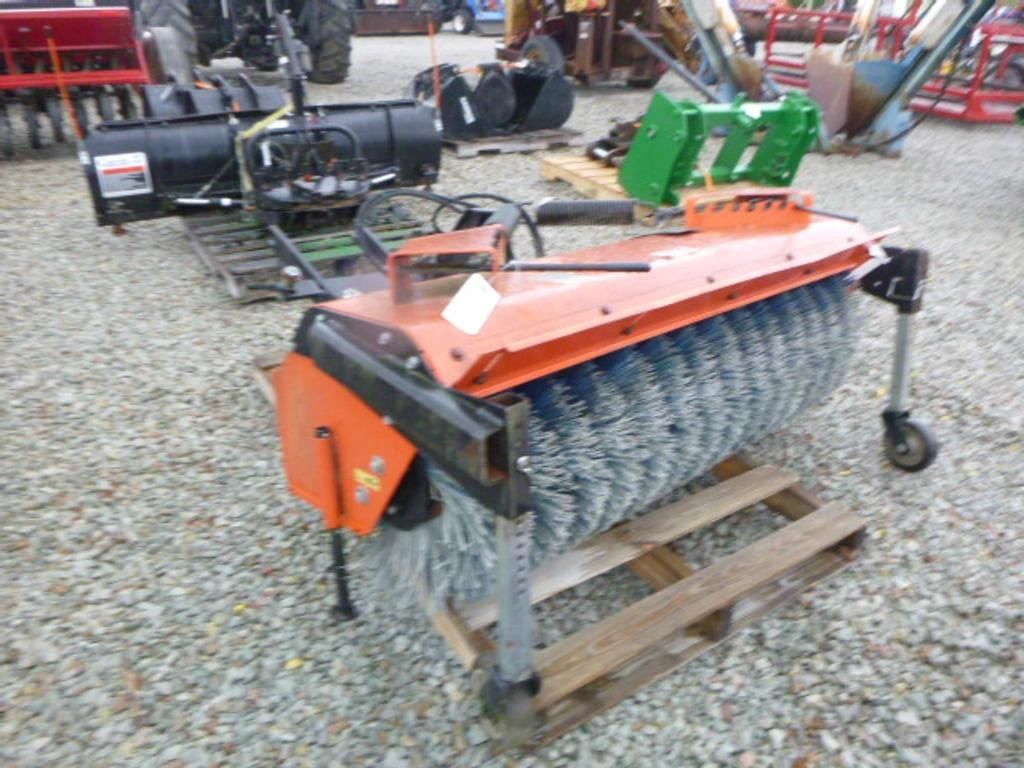 Main image Kubota L2163