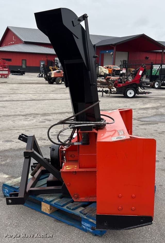 Image of Kubota L2174A equipment image 3