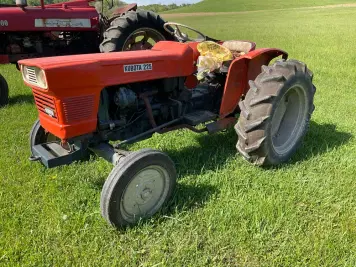 Main image Kubota L225