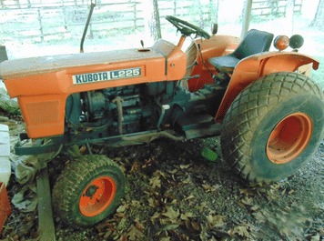 Main image Kubota L225