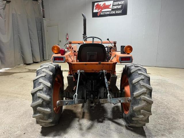 Image of Kubota L2250 equipment image 3