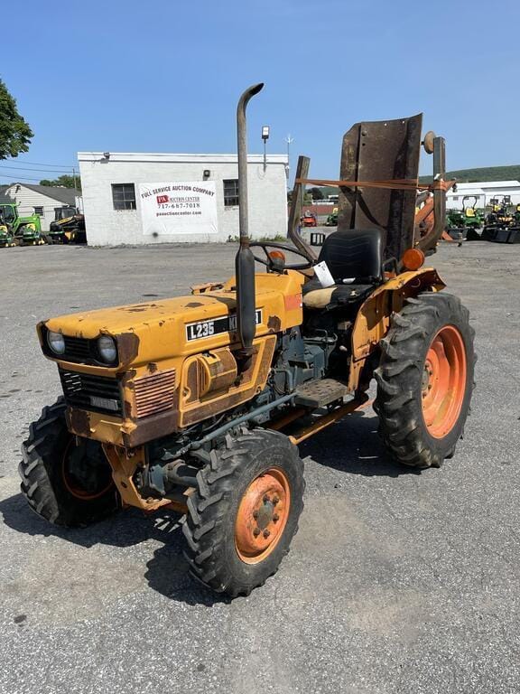 Main image Kubota L235