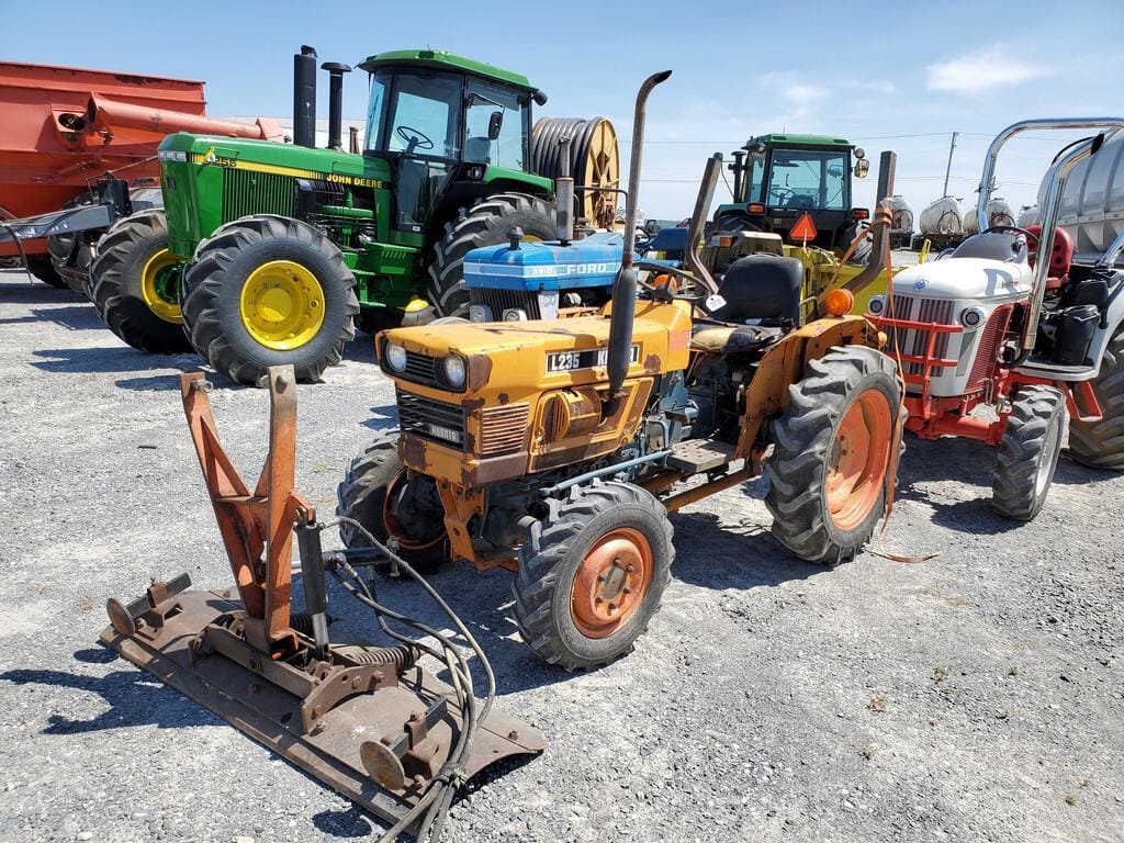 Main image Kubota L235