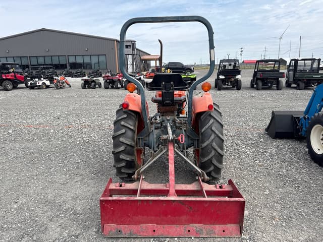 Image of Kubota L2350 equipment image 4