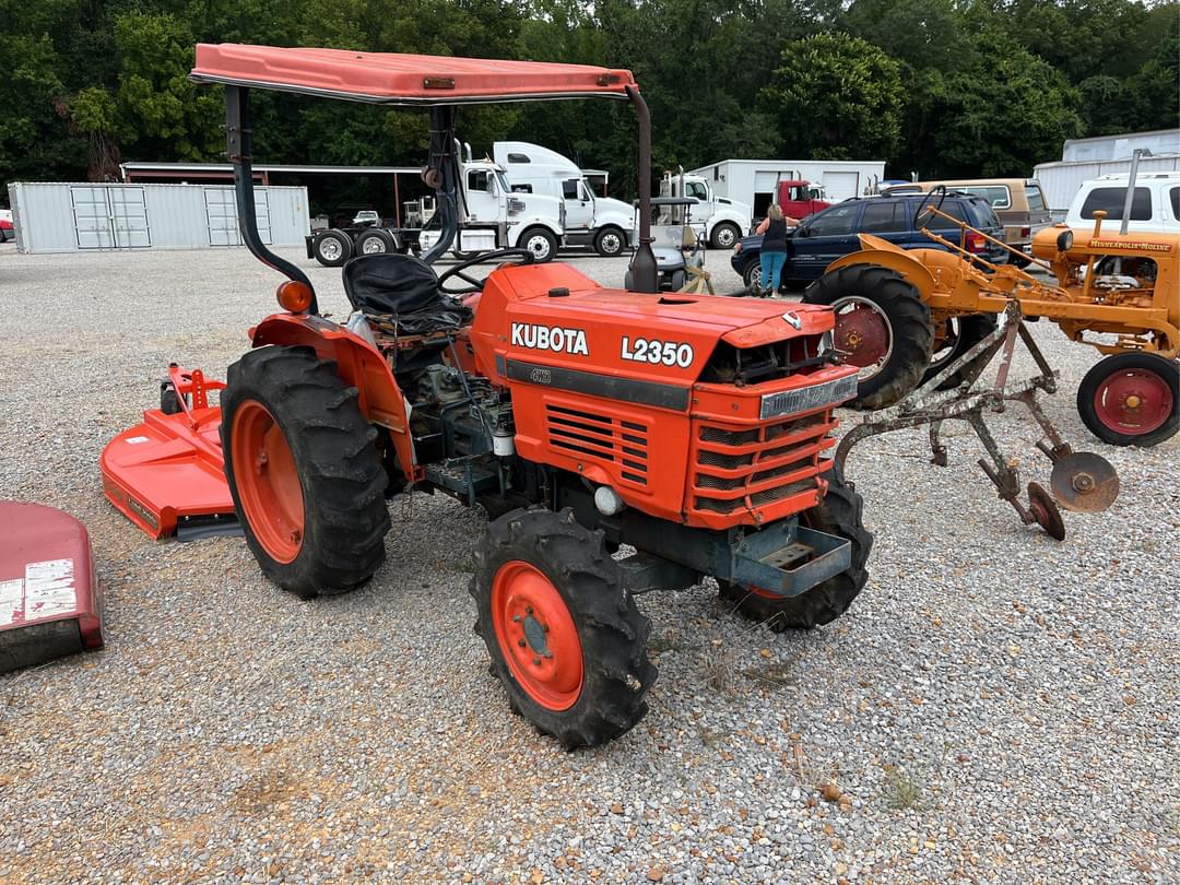 Image of Kubota L2350 Primary image