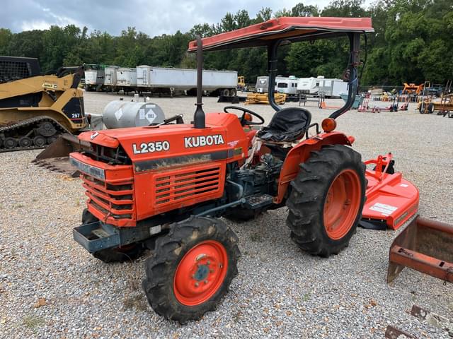 Image of Kubota L2350 equipment image 3