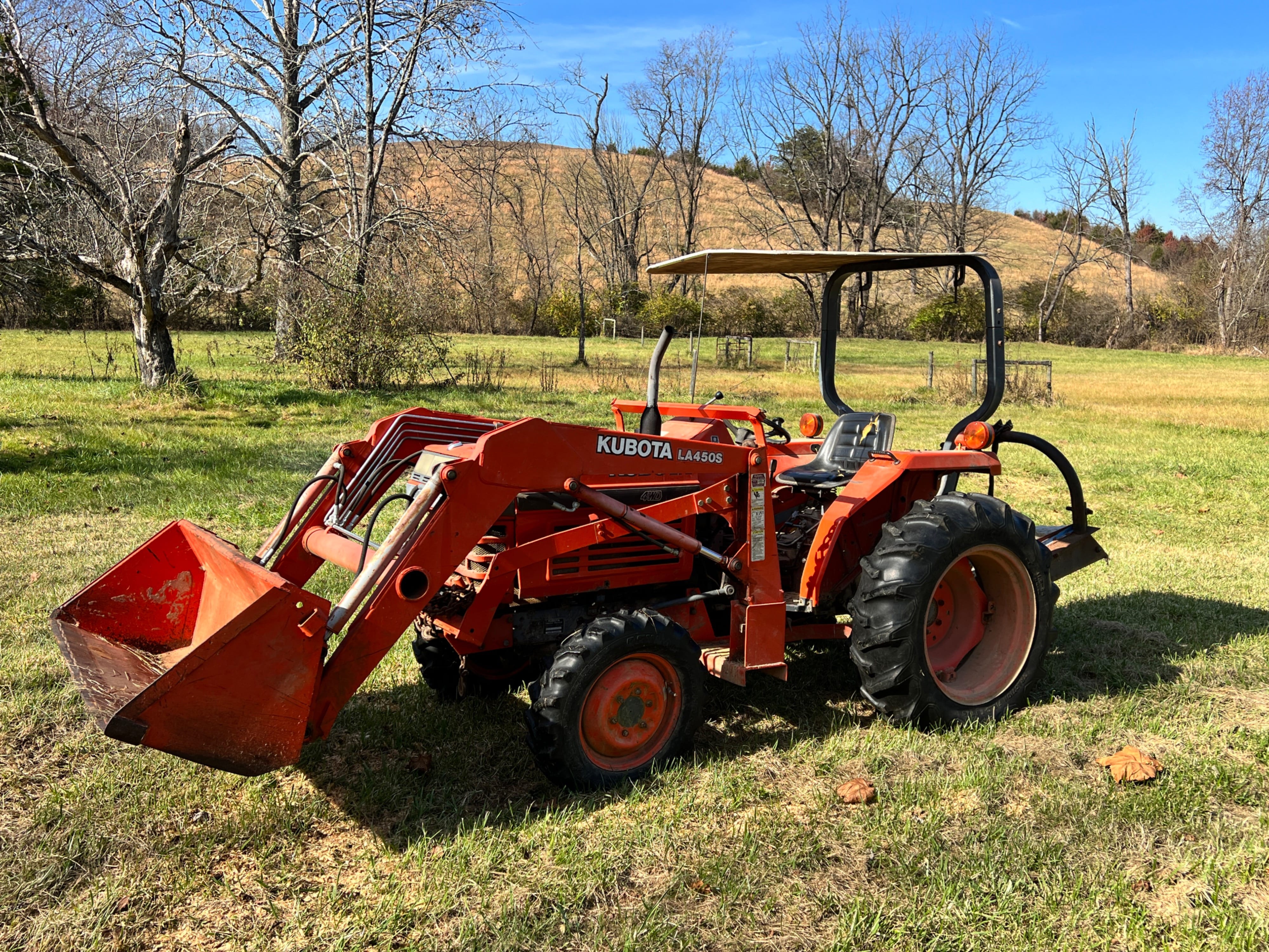 Main image Kubota L2350
