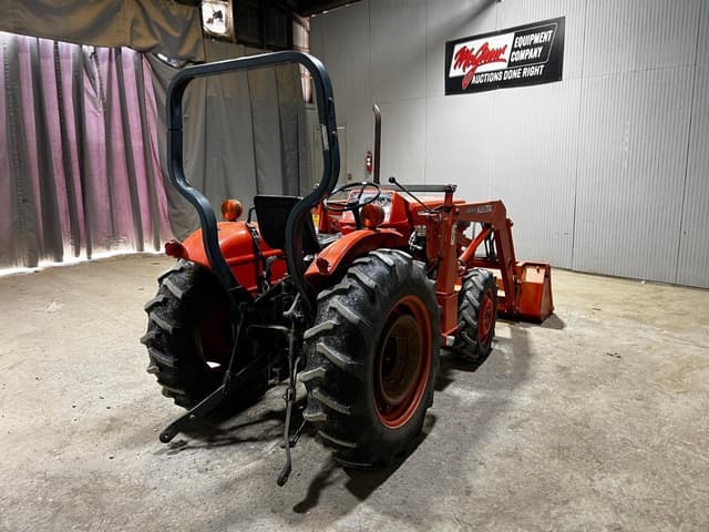 Image of Kubota L2350 equipment image 4