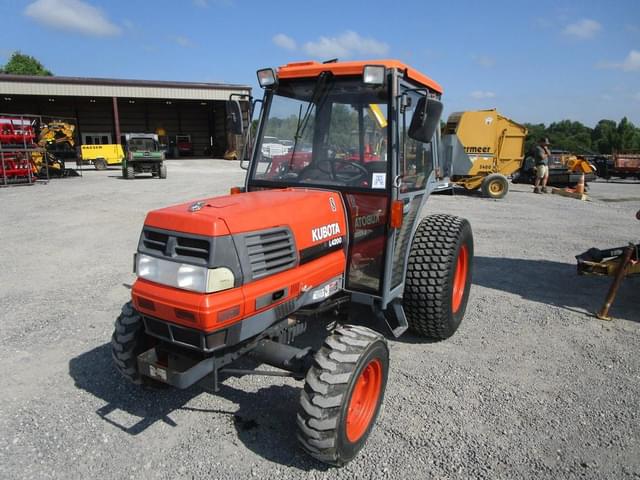 Image of Kubota L4200 equipment image 1