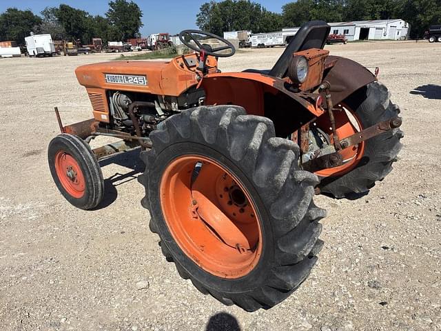 Image of Kubota L245 equipment image 2