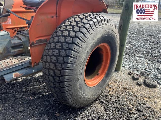 Image of Kubota L245 equipment image 4