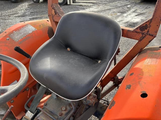 Image of Kubota L245 equipment image 4