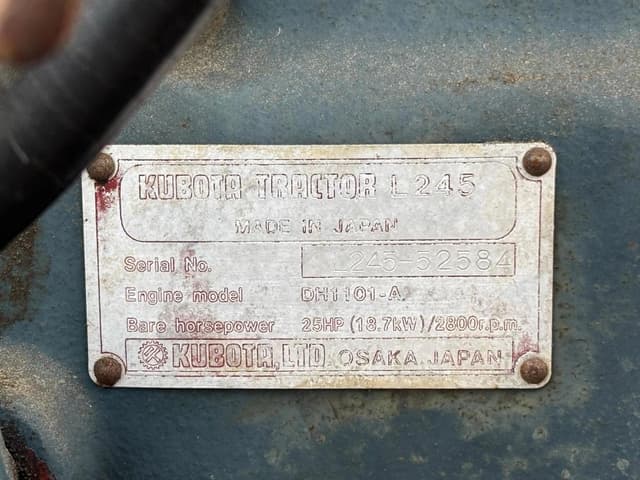 Image of Kubota L245 equipment image 2