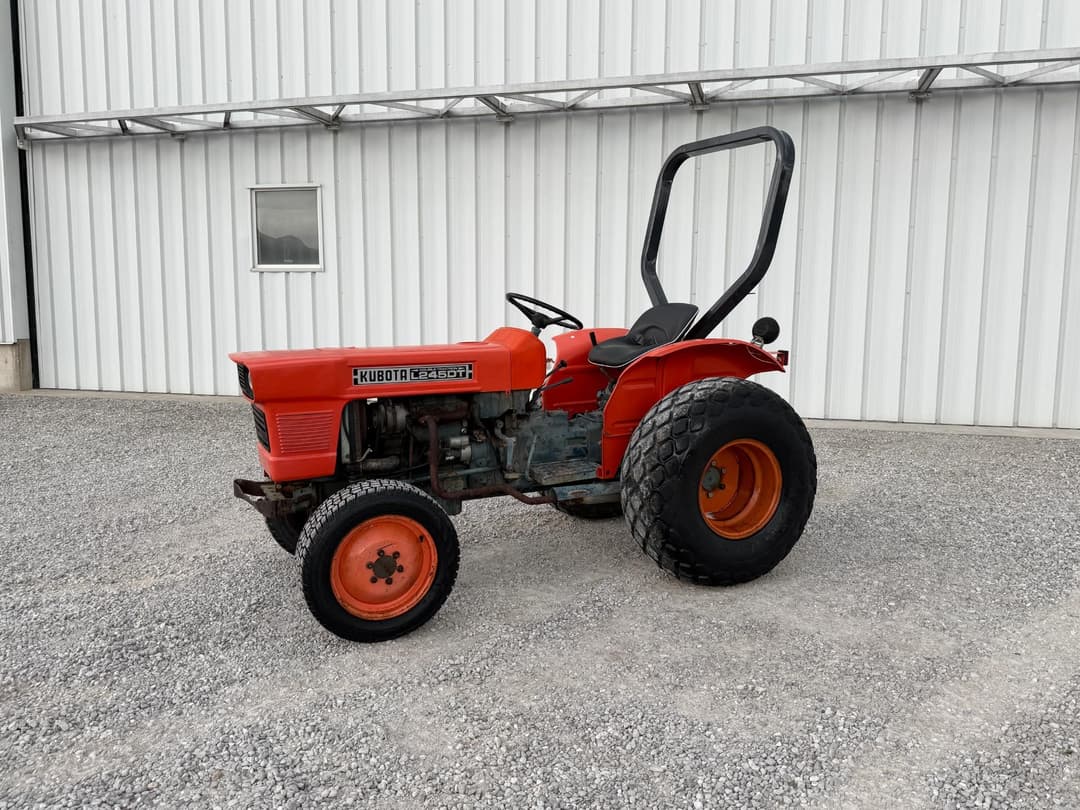 Image of Kubota L245DT Primary image