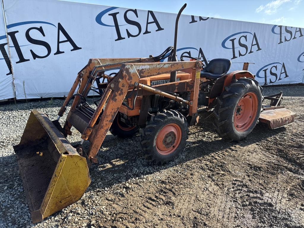 Image of Kubota L245DT Primary image