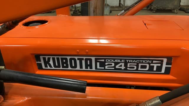 Image of Kubota L245DT equipment image 3