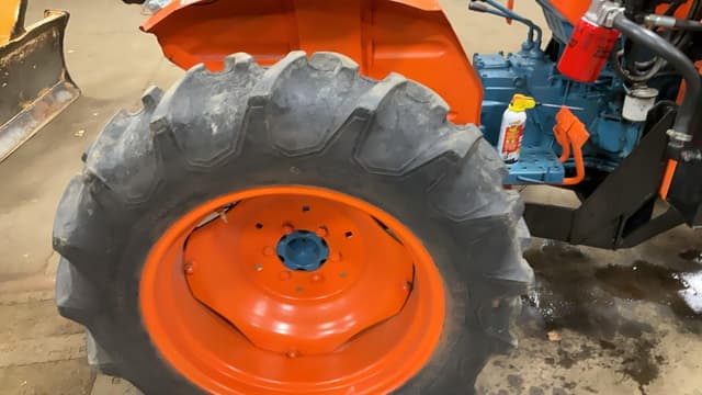 Image of Kubota L245DT equipment image 4