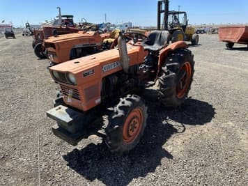 Main image Kubota L245