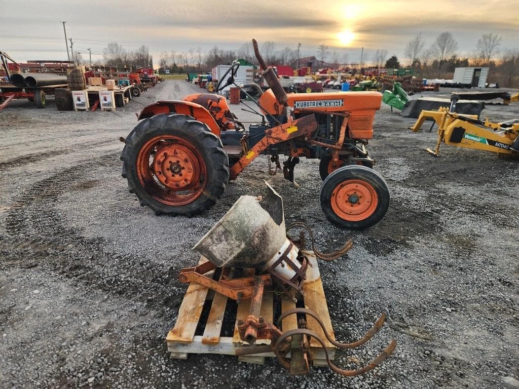 Image of Kubota L245H Primary image