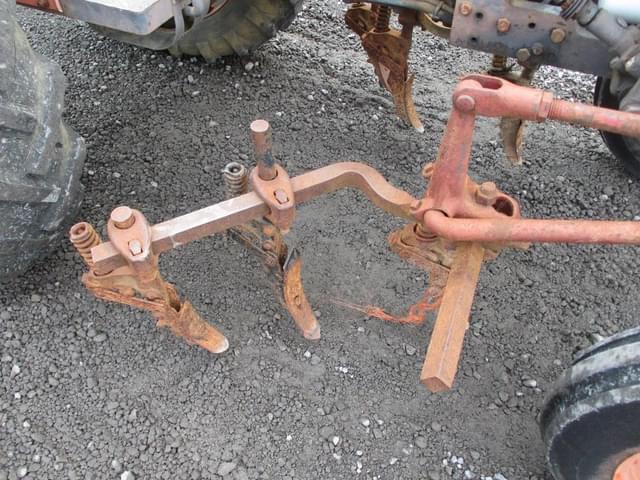 Image of Kubota L245H equipment image 3