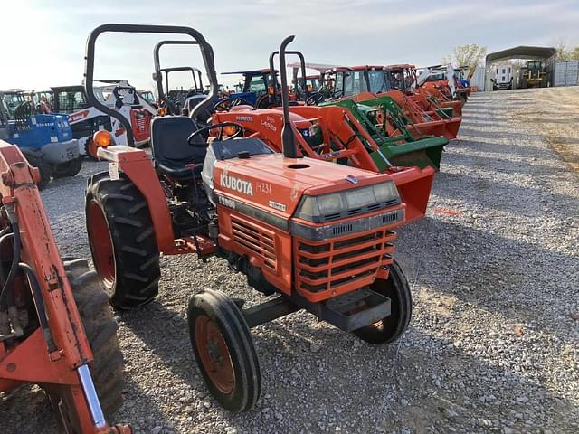 Image of Kubota L2500 equipment image 1