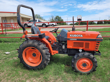 Main image Kubota L2500