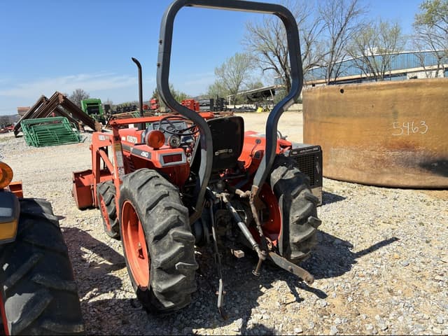 Image of Kubota L2500 equipment image 3